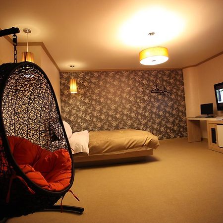 Chuncheon Myeongdong Hotel المظهر الخارجي الصورة