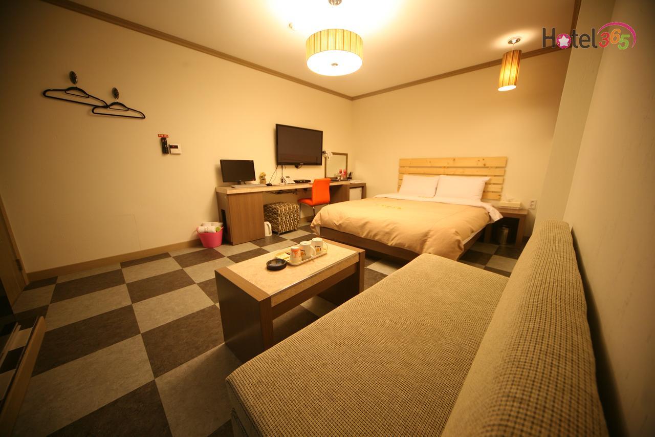 Chuncheon Myeongdong Hotel المظهر الخارجي الصورة