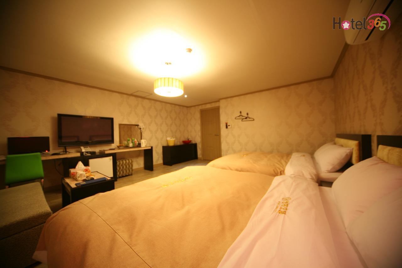 Chuncheon Myeongdong Hotel المظهر الخارجي الصورة