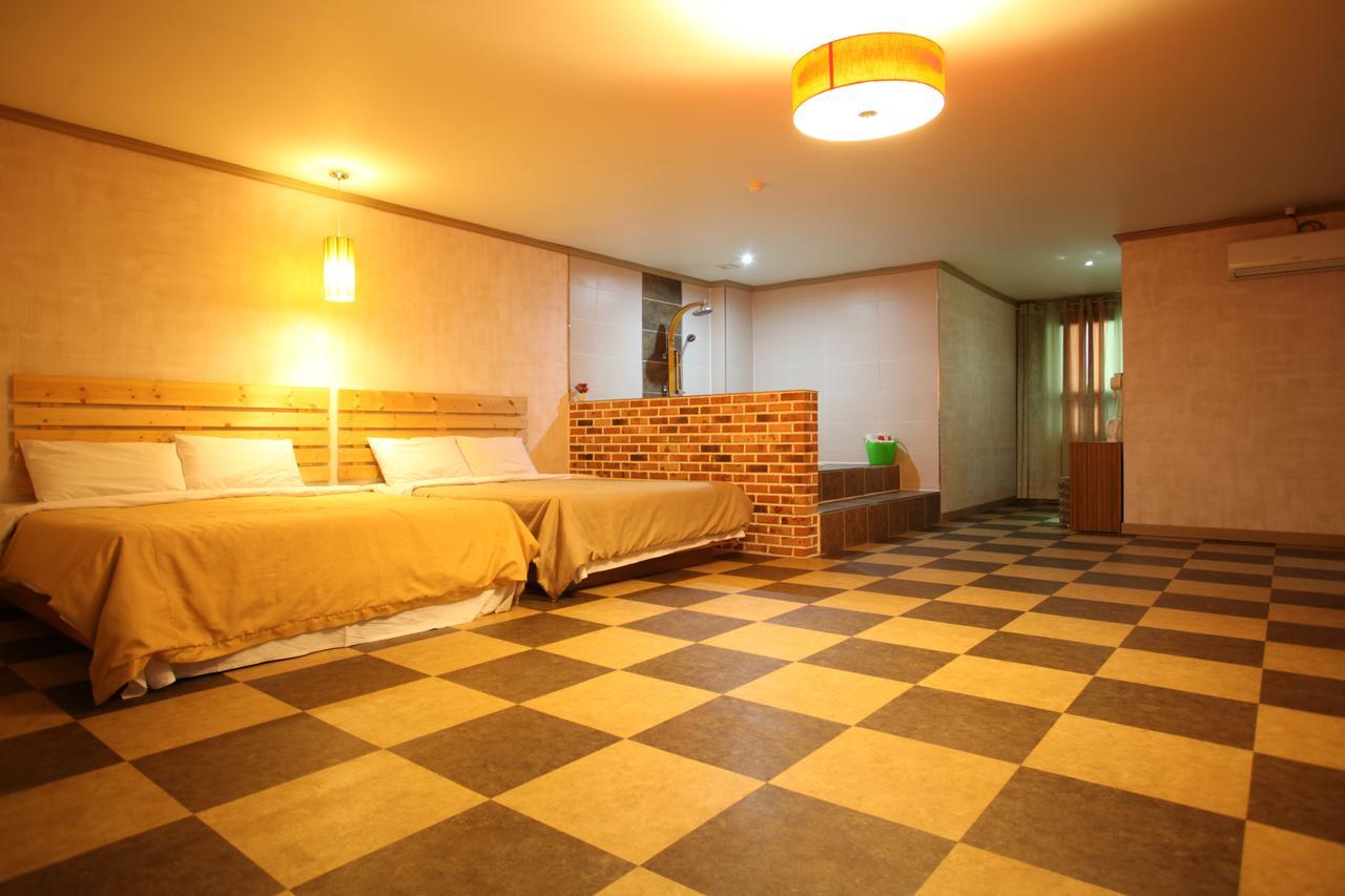 Chuncheon Myeongdong Hotel المظهر الخارجي الصورة